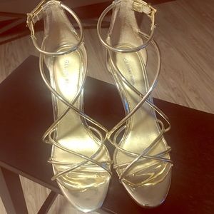 GIANNI BINI sandal gold size 8.5